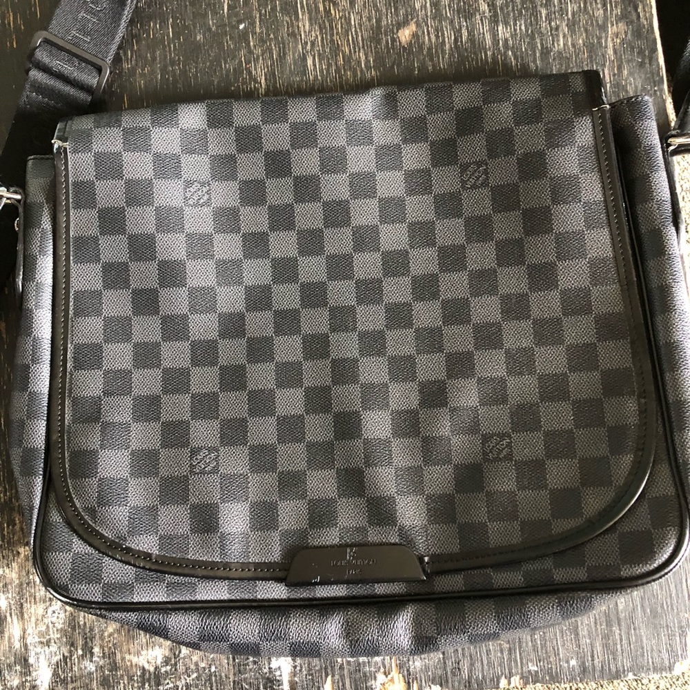 Louie Vuitton Laptop Bag